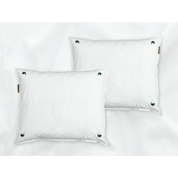 Kalundewa sateen pillowcases set (white with dark green leaves) - Four Leaves